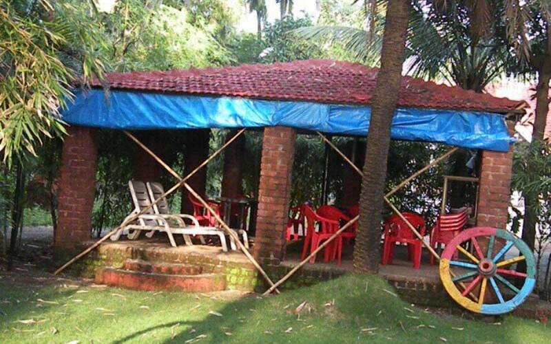 Seawoods Beach Hotel, Dahanu 2
